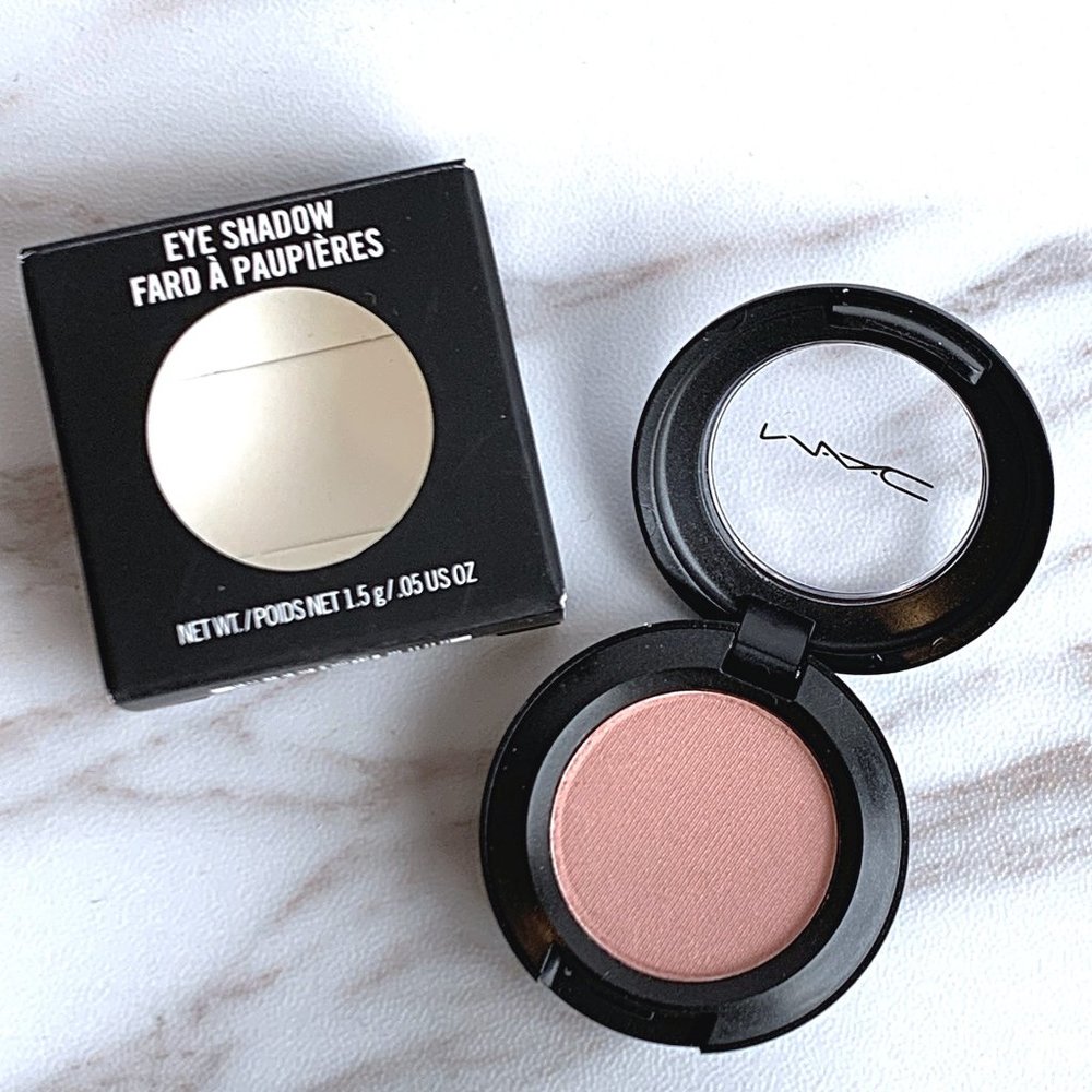 MAC Eye Shadow 'JUST WING IT'